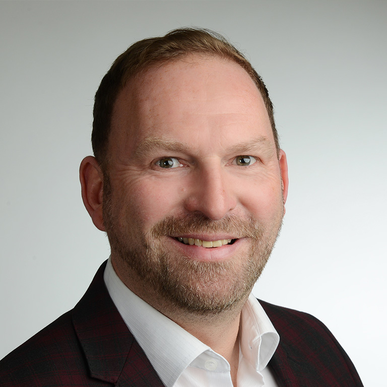 Portrait von Johannes Hesse: Testimonial zur Zusammenarbeit im Projekt „Zukunftsraum Kiel“.